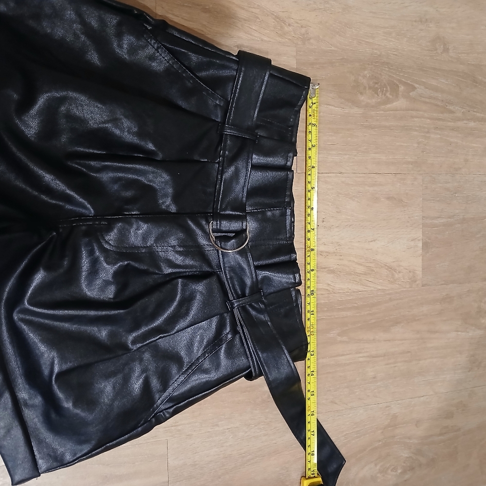 NWOT Madden Paperbag Faux Leather Shorts - Picture 9 of 9